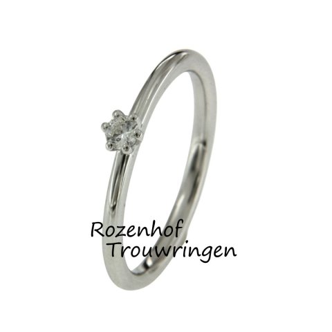 Smalle verlovingsring met diamant (13193)