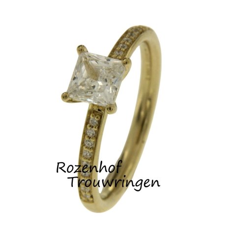 Elegante verlovingsring met glinsterende diamanten (13257)