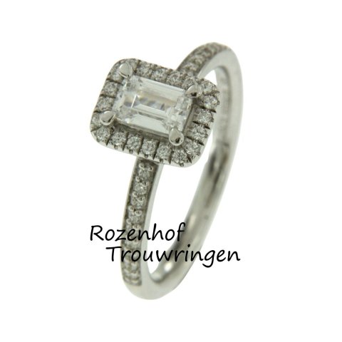 Luxueuze witgouden damesring met diamanten (13261)