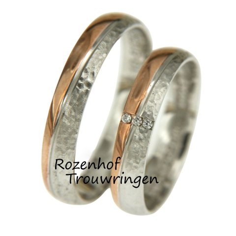 Tijdloze bicolor trouwringen met harmonisch design (15779-157780)