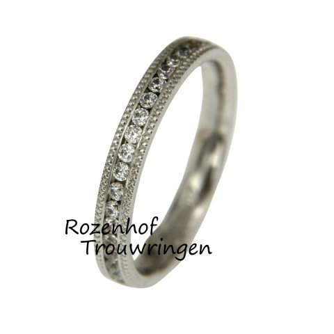 Unieke dames trouwring met diamanten (15901)