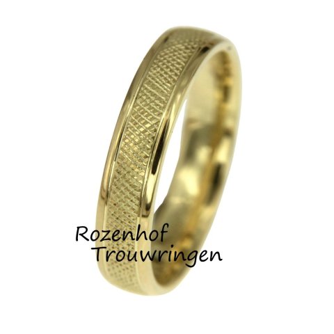 Geelgouden herenring met unieke X-cross afwerking (15916)