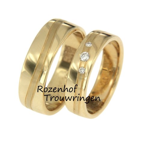 Brede trouwringen set met golvende lijn en diamanten (48011-48012)