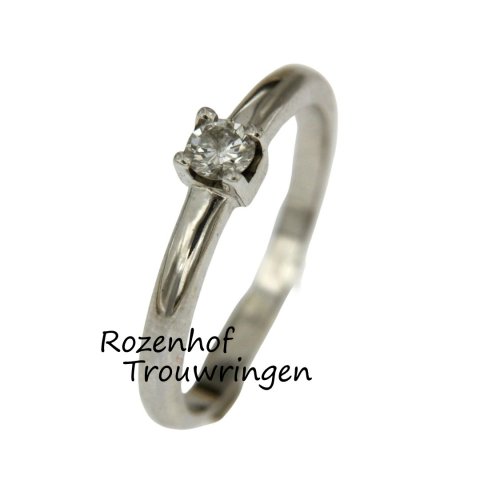 Bolvormige witgouden trouw of verlovingsring met diamant (48037)