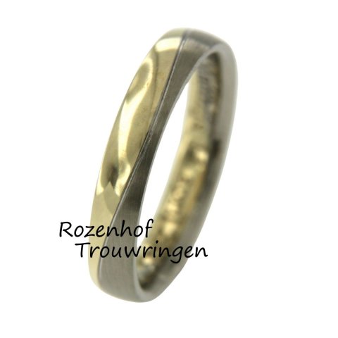 Bicolor herenring met matte zijkant (70036)