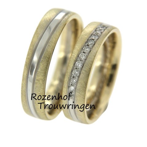 Luxe bicolor trouwringen set met mooie afwerking en diamanten (70499-70500)