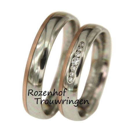 Gepolijste bicolor trouwringen set met matte zijkanten en diamanten (70671-70672)