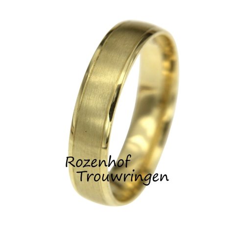 Stoere matte herenring met glanzende zijkanten (7574)